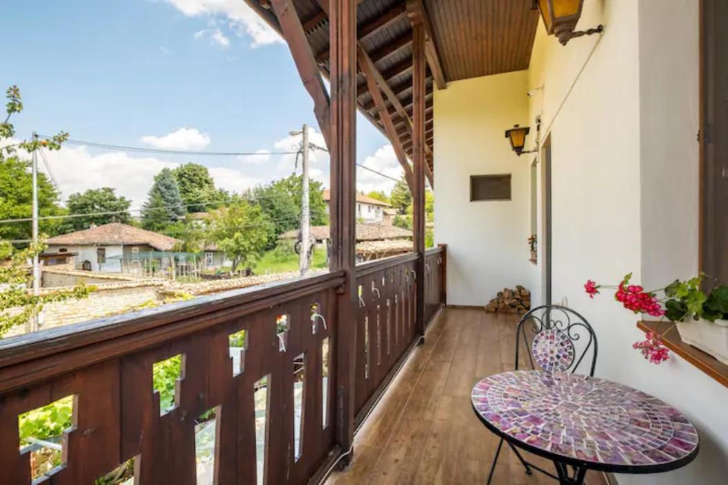 Guest House Geranium ארבאנאסי מראה חיצוני תמונה