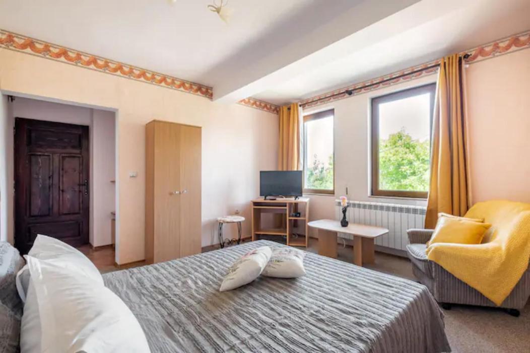 Guest House Geranium ארבאנאסי מראה חיצוני תמונה