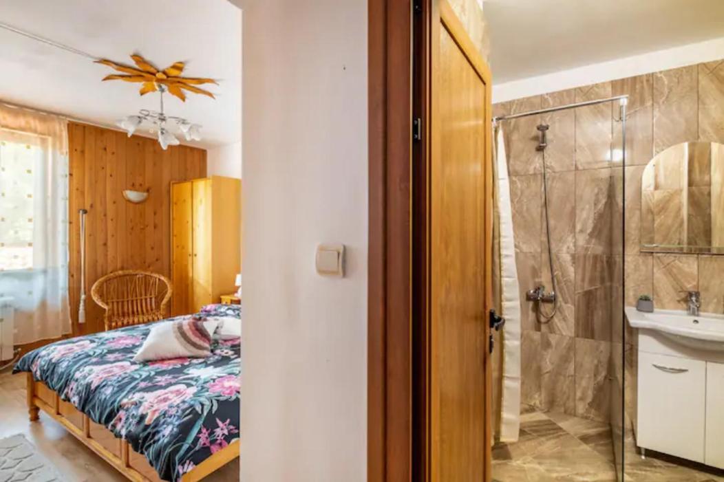 Guest House Geranium ארבאנאסי מראה חיצוני תמונה