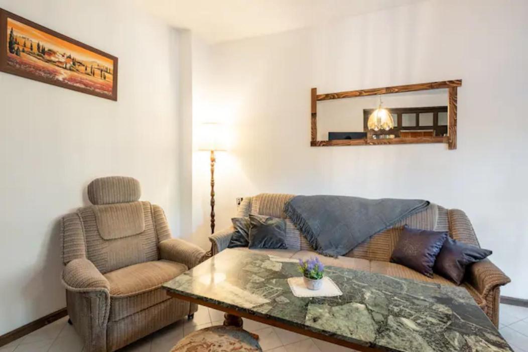Guest House Geranium ארבאנאסי מראה חיצוני תמונה