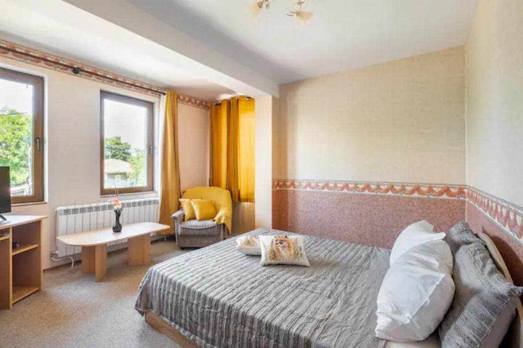 Guest House Geranium ארבאנאסי מראה חיצוני תמונה