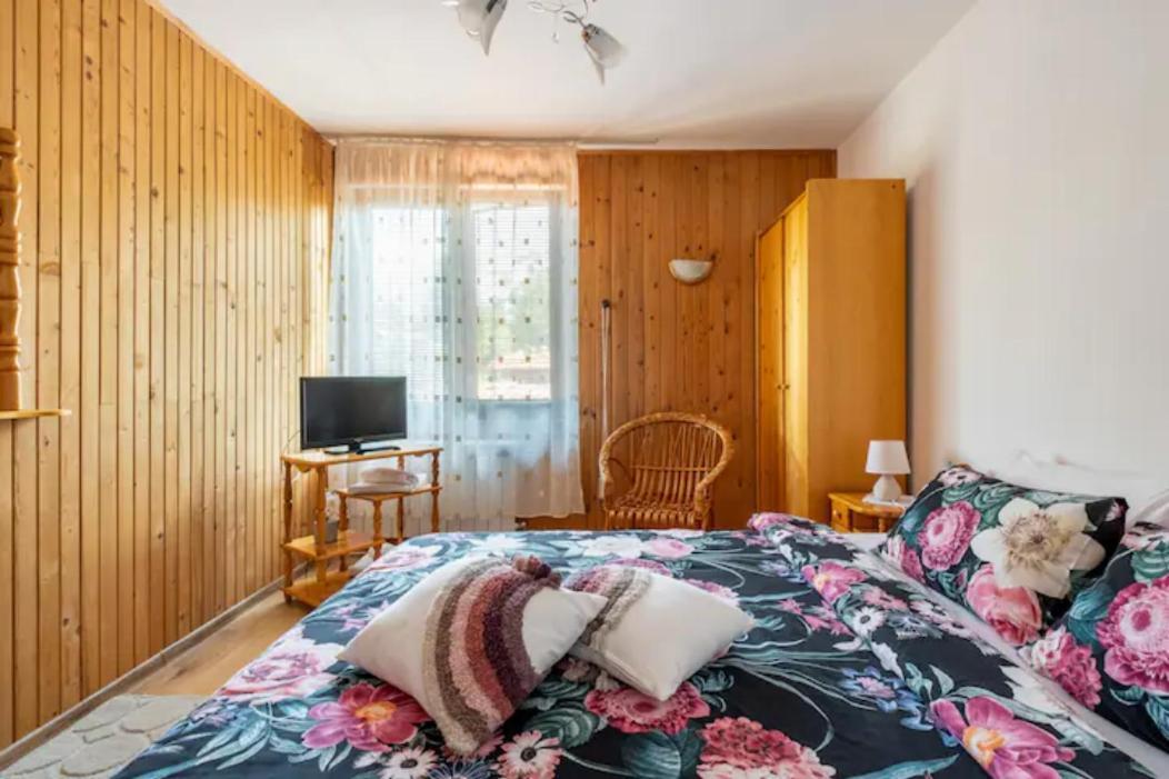 Guest House Geranium ארבאנאסי מראה חיצוני תמונה